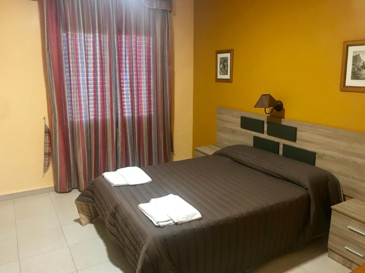 El Quijote Hotel เอลโตโบโซ ภายนอก รูปภาพ
